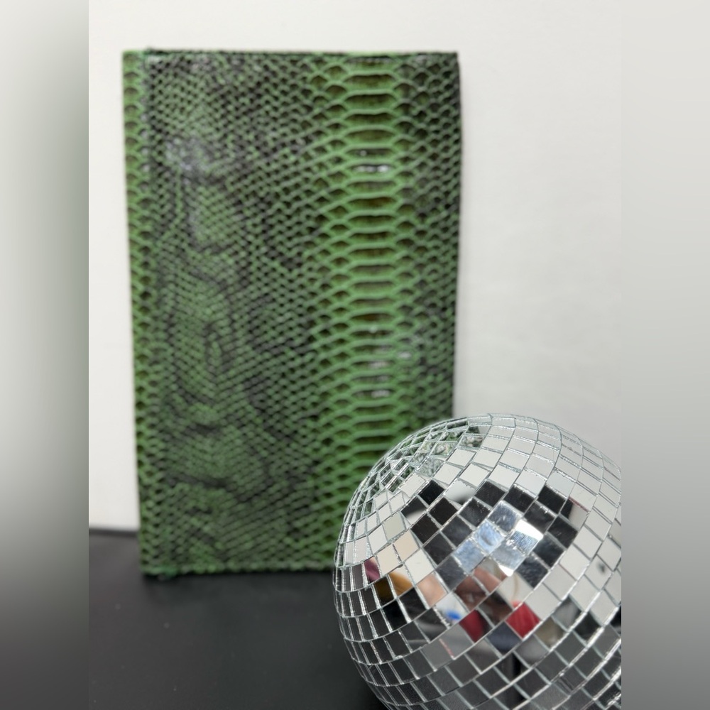 Vintage Snakeskin Clutch - Picture 2 of 5